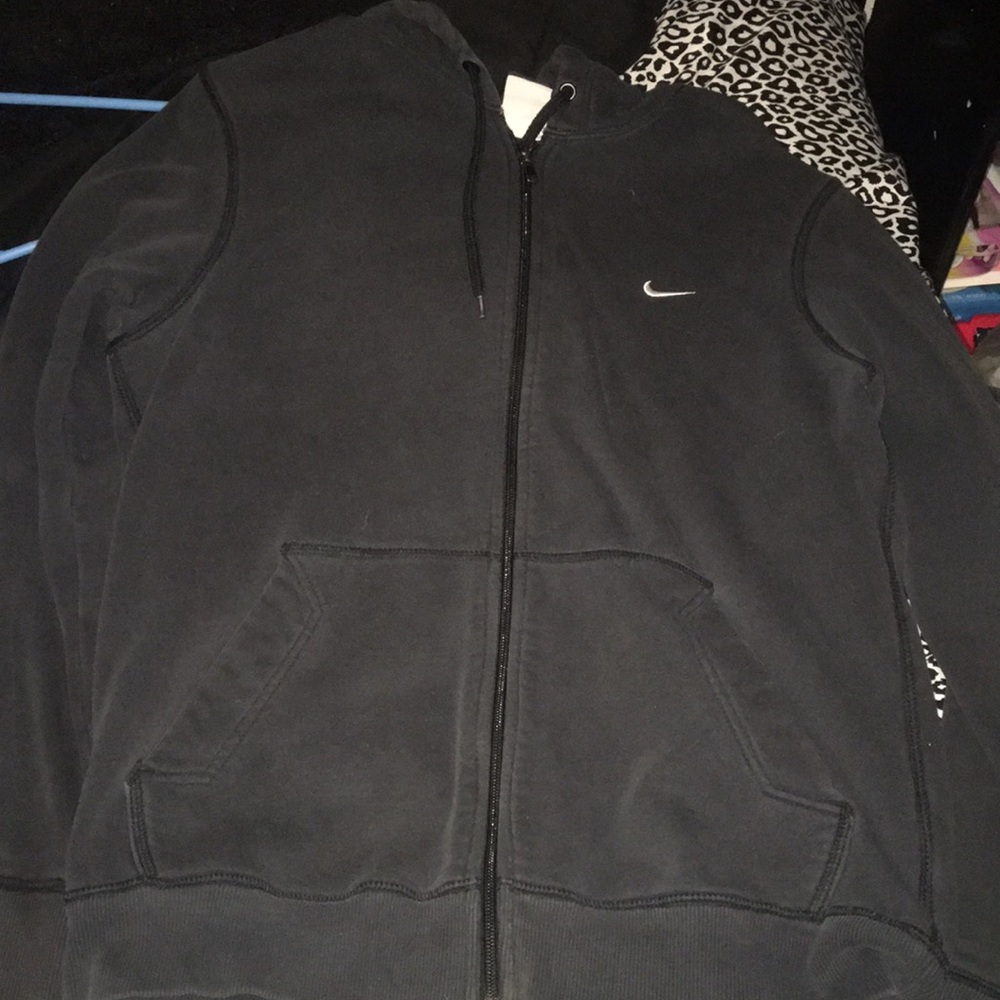 Men’s zip up bike hoodie.